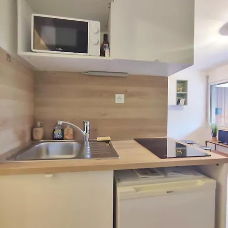 Le Cerf Charmant, T2, Luchon, Wifi, Balcon, Ascenseur, 4 Personnes Bagneres-de-Luchon Exterior photo
